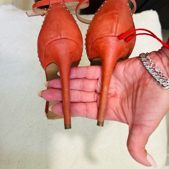 Beautiful Steven Madden heels shoes, size 7, orange, heel 5” - Picture 13 of 15